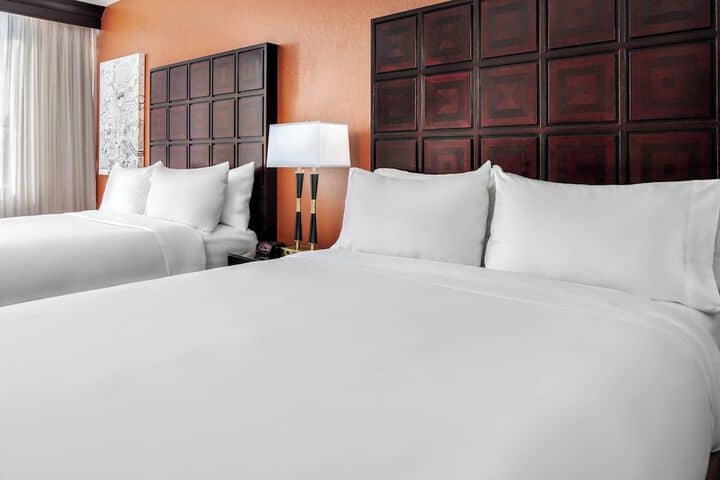 Room 5 of 38